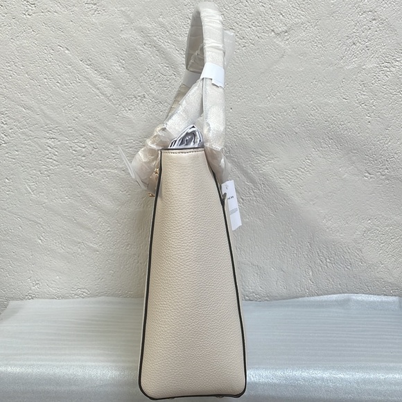 ❤️Coach- Leather Marlie Tote / Authentic - Picture 6 of 10